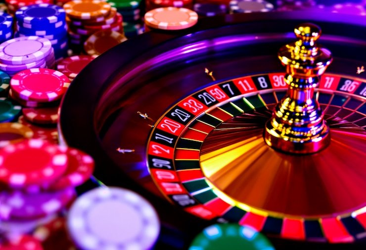 The Dog House slot game on gading mobile app showing dog symbols and bonus round